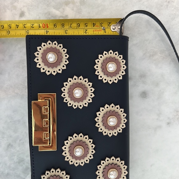 Zac Posen crossbody earthette crossbody NWT Parisian nights color ZP5579-402 - Picture 6 of 10